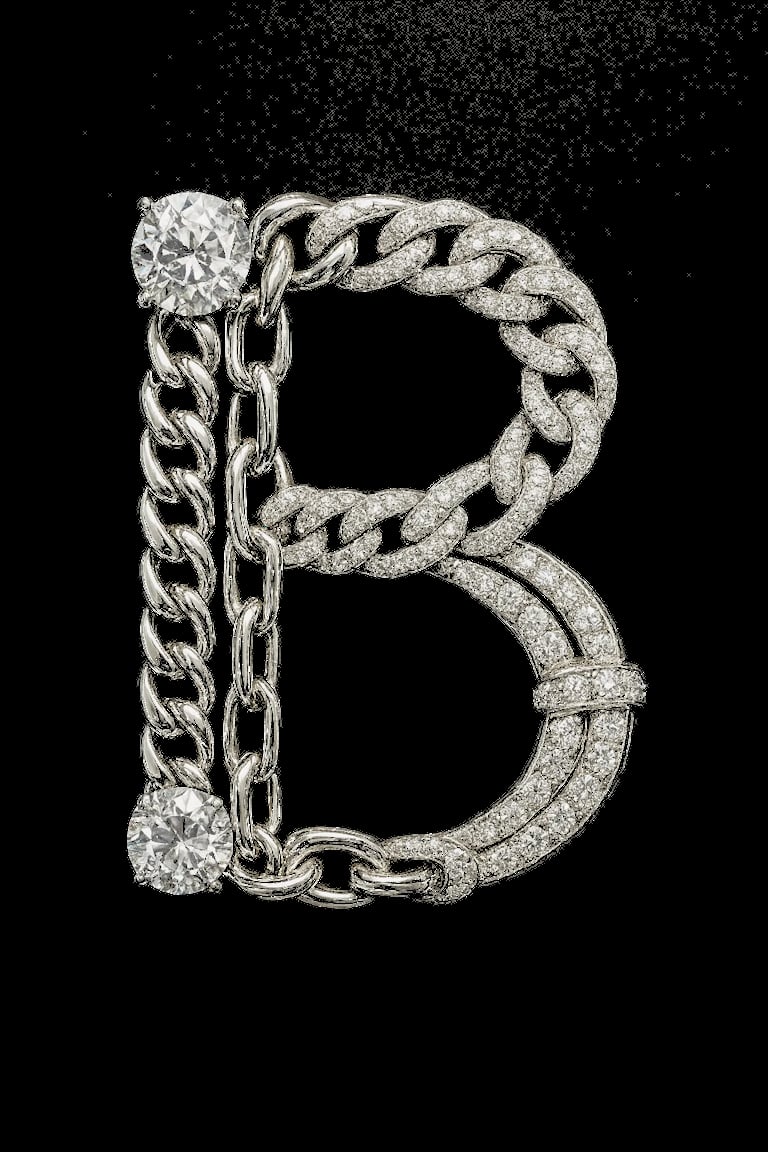 Logo Brilow: Letra B hecha de cadenas de plata con diamantes de zirconia